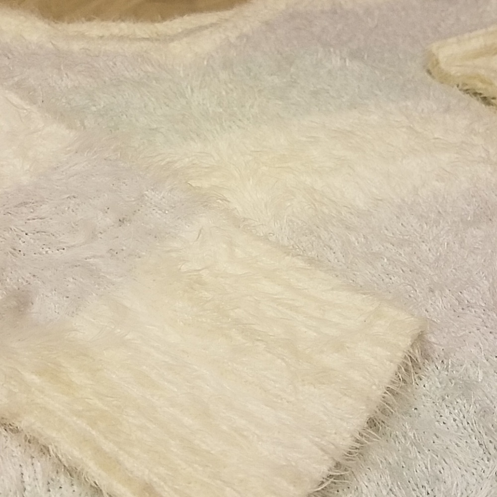 Fuzzy Pastel Eyelash Sweater! - Picture 3 of 4